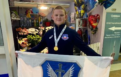 Чемпион мира Арсений Чеплеев вернулся в Новосибирск